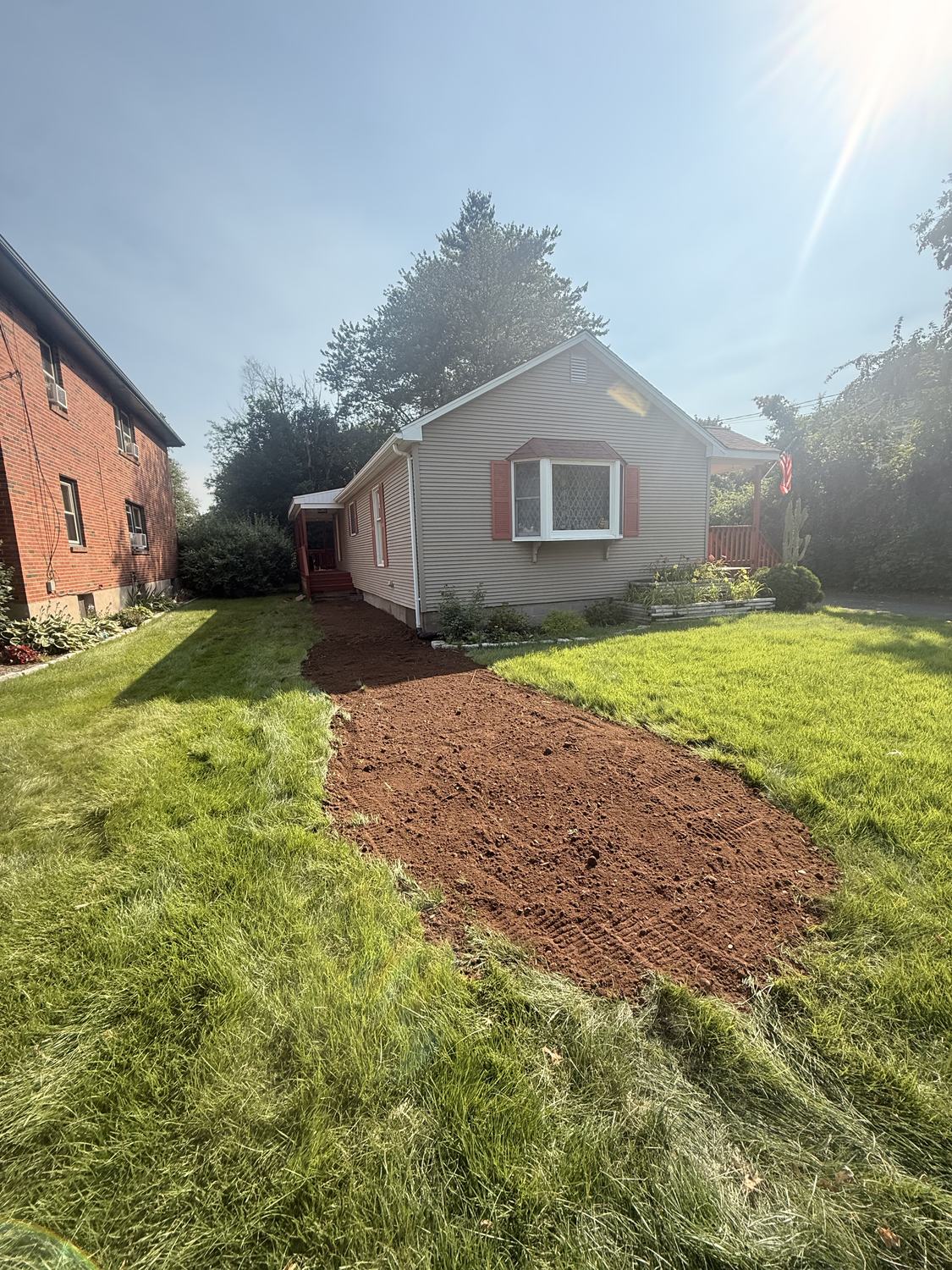 Mulch Beds and Grading by TNT Masonry & Pavers in Connecticut